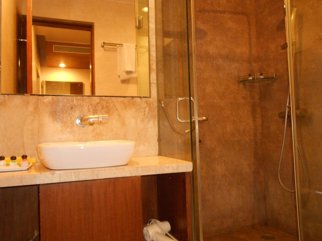 Hotel Walson Spa'O'Tel Calcuta Habitación foto